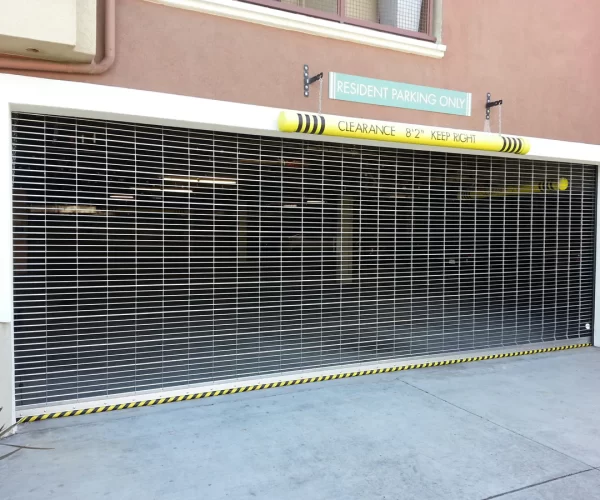 Lux_Grill_Roll_Up_Door_7_1200x900